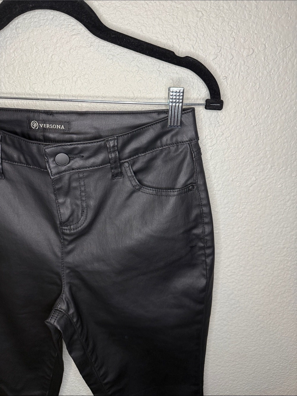 Versona Black Faux Leather Jeggings